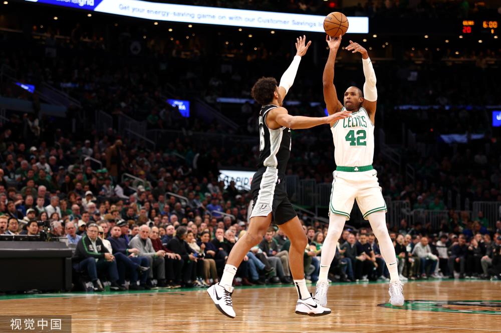 加受到瞩目 加受到瞩目