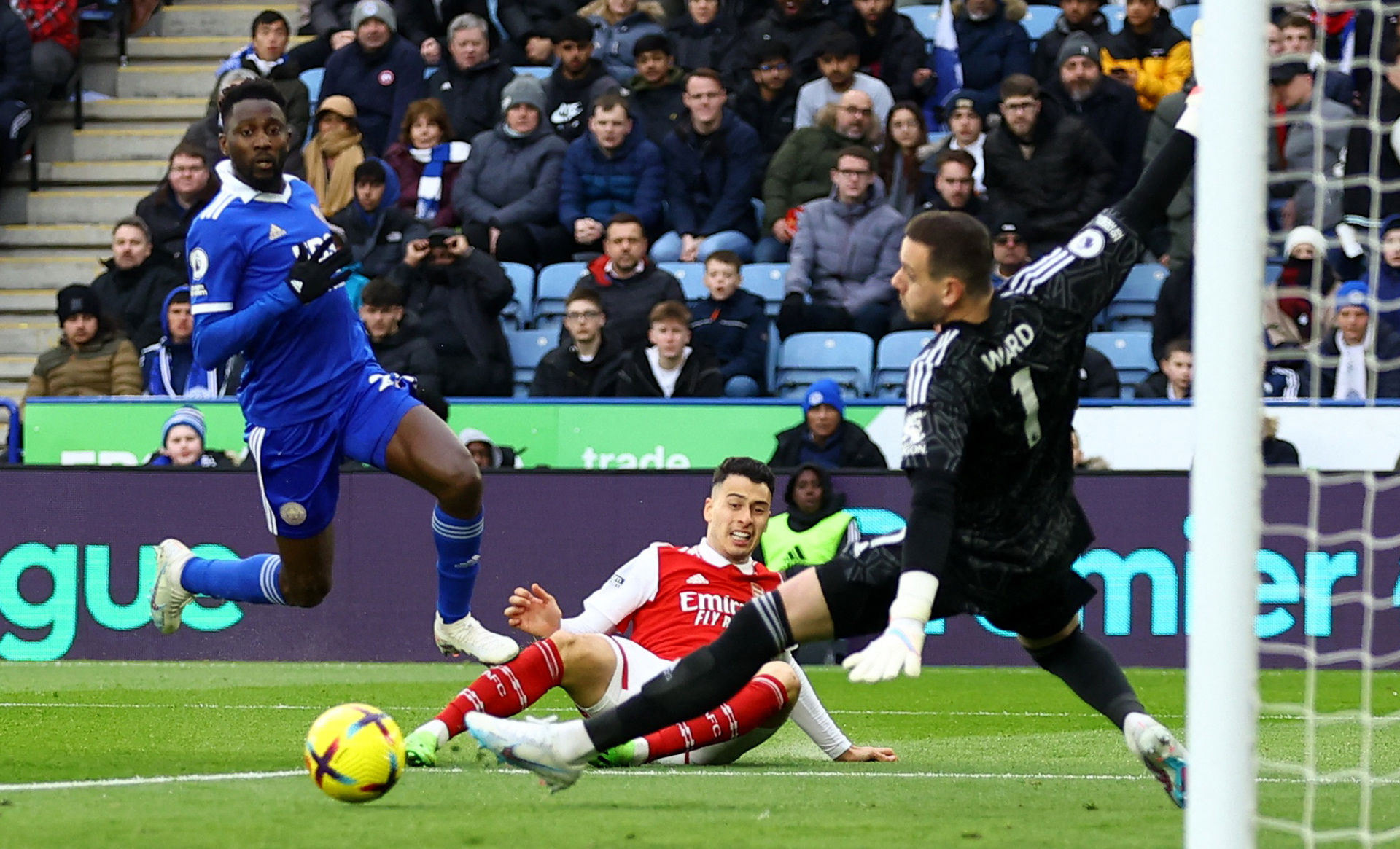 让前锋线获 让前锋线获