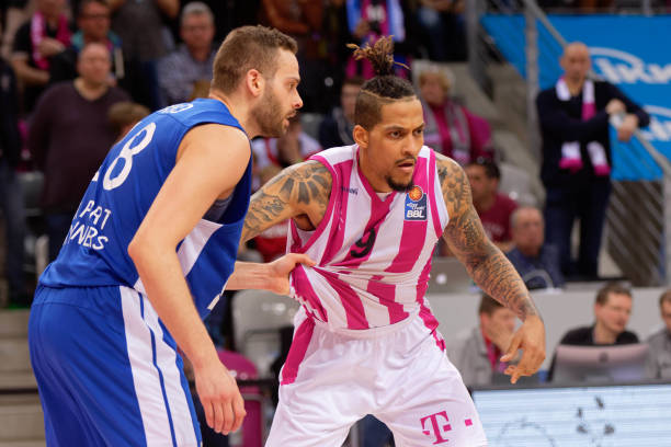 梅开二度 梅开二度