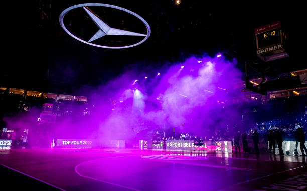 路的新人来 路的新人来